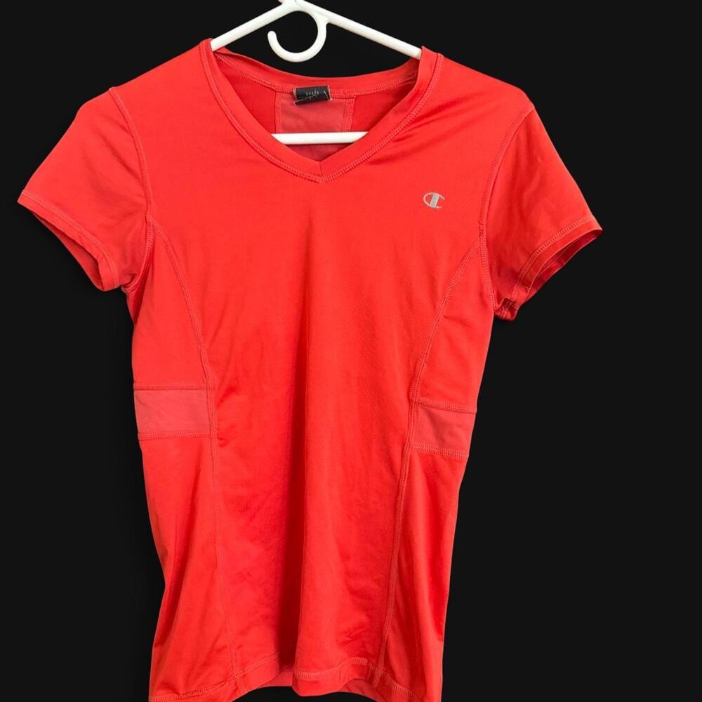 Activewear red champion v neck t shirt